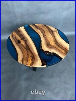 Round coffee table 31,5 epoxy resin and natural walnut wood in stock